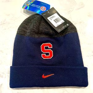 NWT Syracuse University Nike beanie. Navy w gray top & embroidered orange “S”
